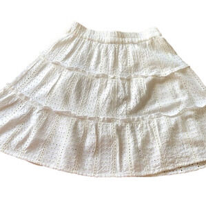 Sim & Sam white eyelet flare skirt with elastic waist size junior medium classic